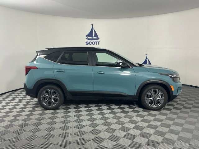 Used 2024 Kia Seltos S AWD/4WD image 6