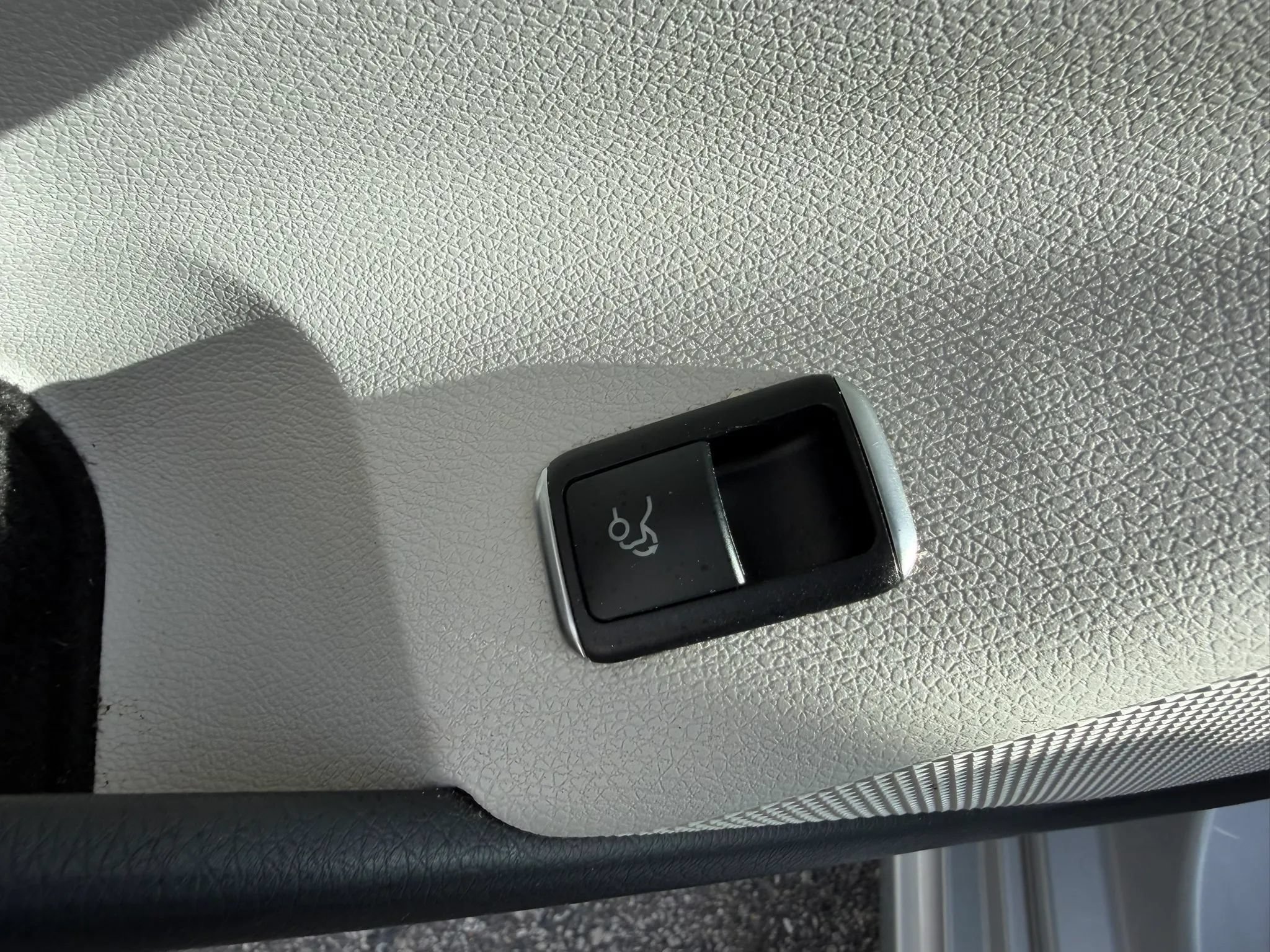 Used 2019 Mercedes-Benz CLA 250 4MATIC image 21