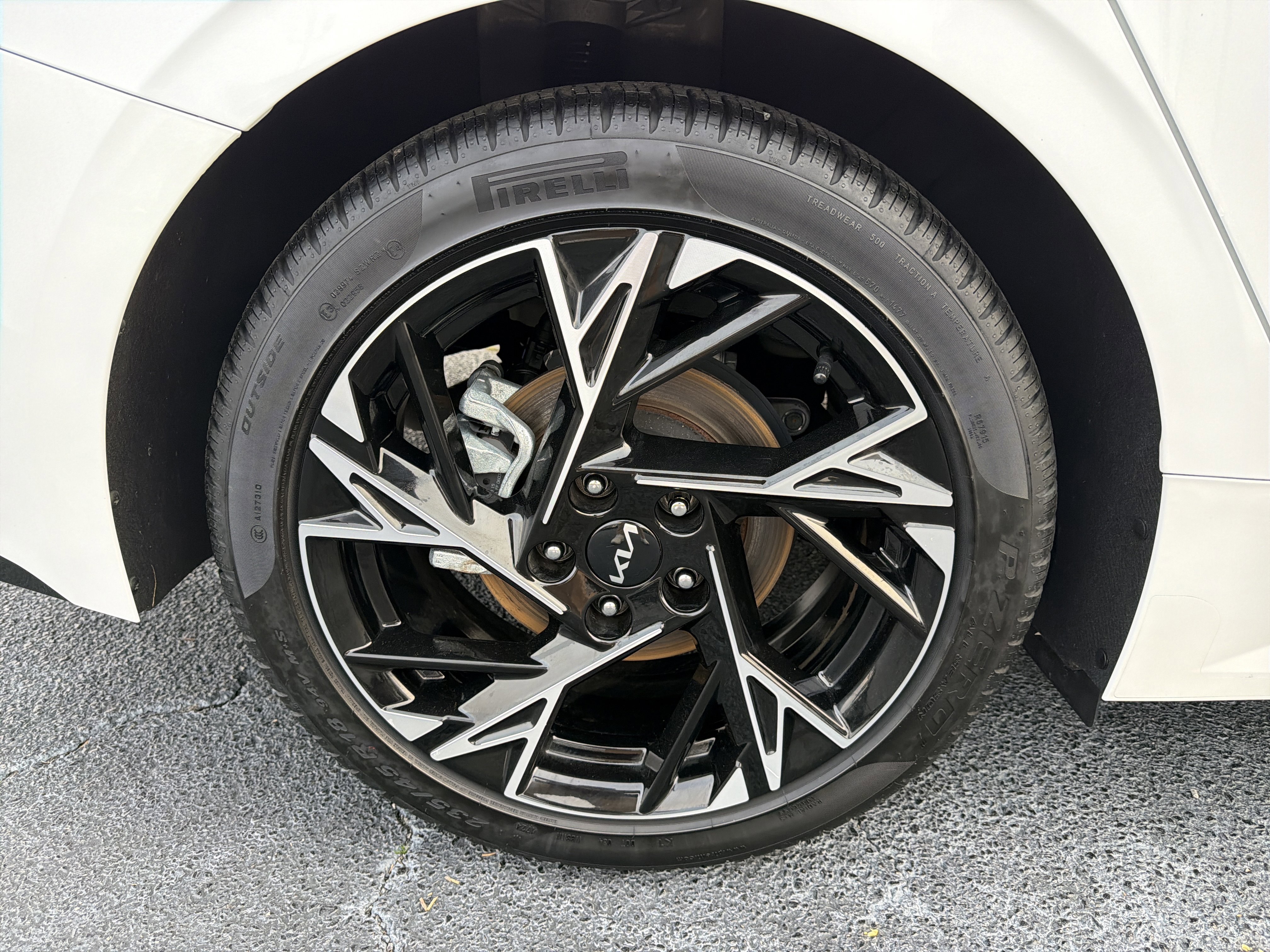 Used 2025 Kia K5 GT-Line w/ GT-Line Premium Package image 17