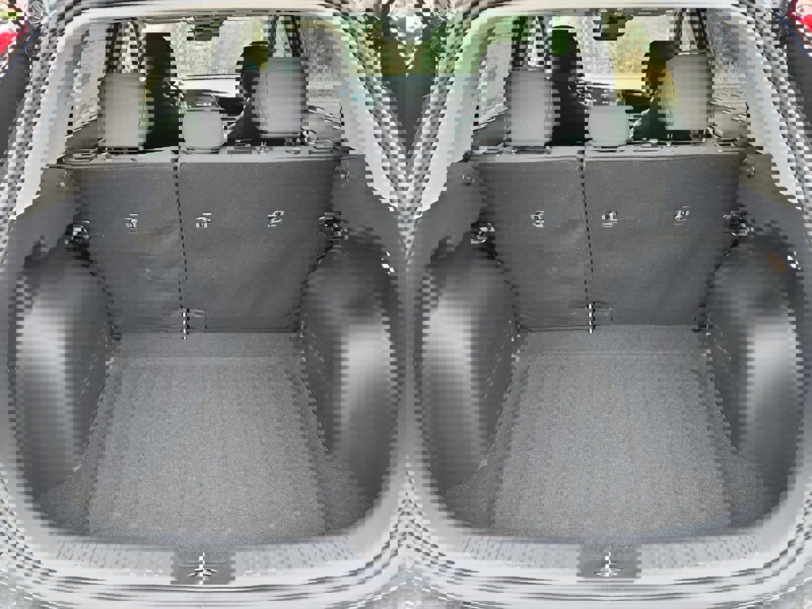 Used 2025 Kia Niro LX image 19