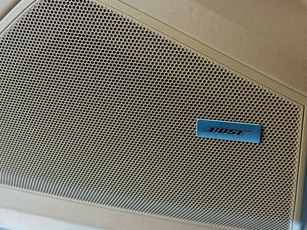 Certified 2023 Porsche Cayenne S Platinum AWD/4WD image 13