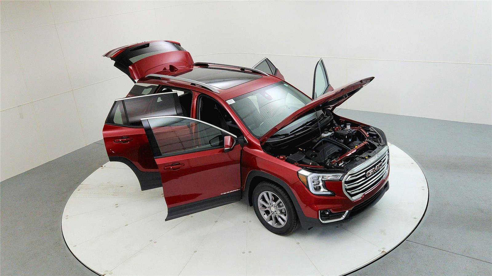 Used 2024 GMC Terrain SLT w/ Infotainment Package II image 15