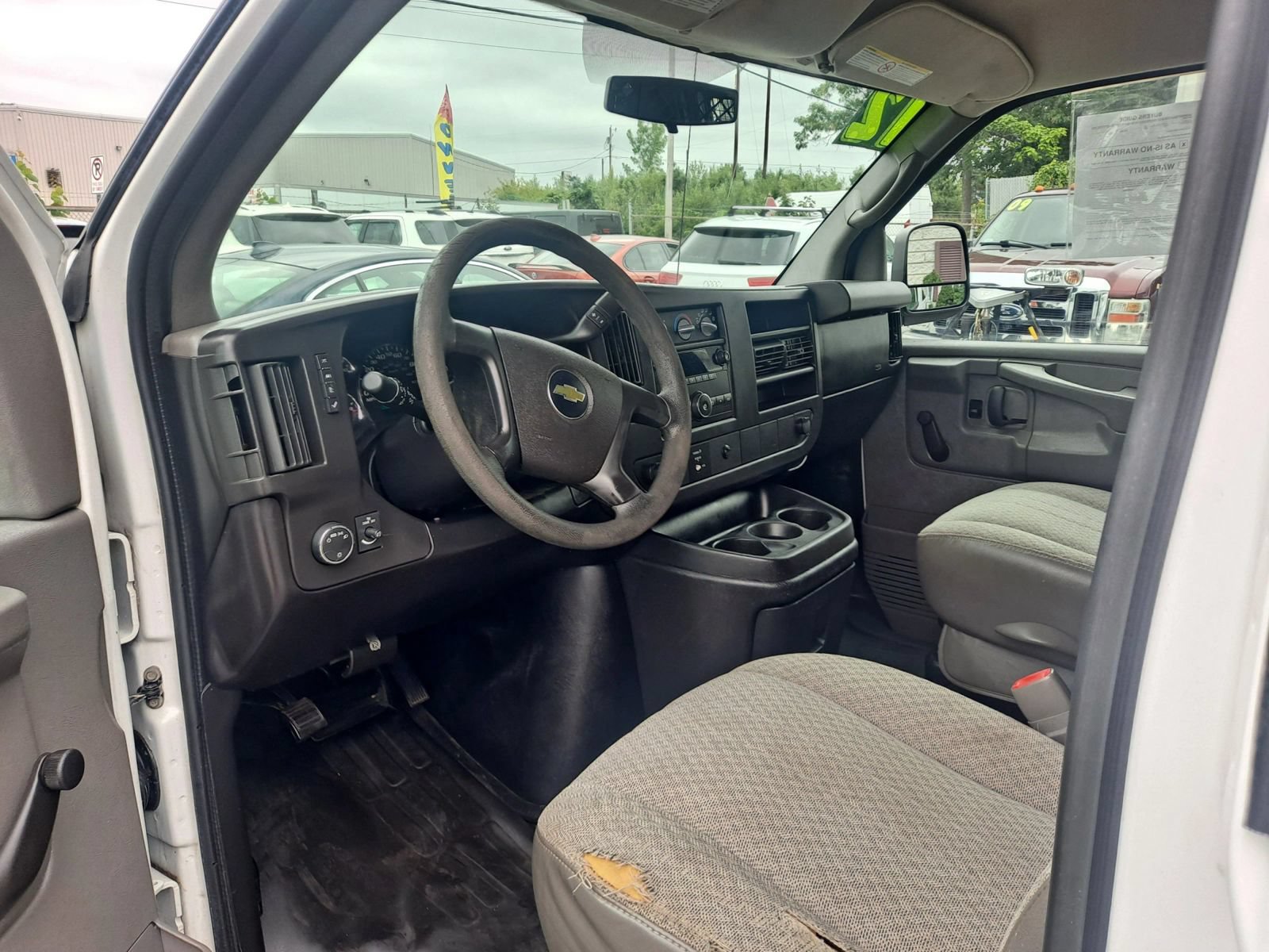 Used 2012 Chevrolet Express 2500 RWD image 7
