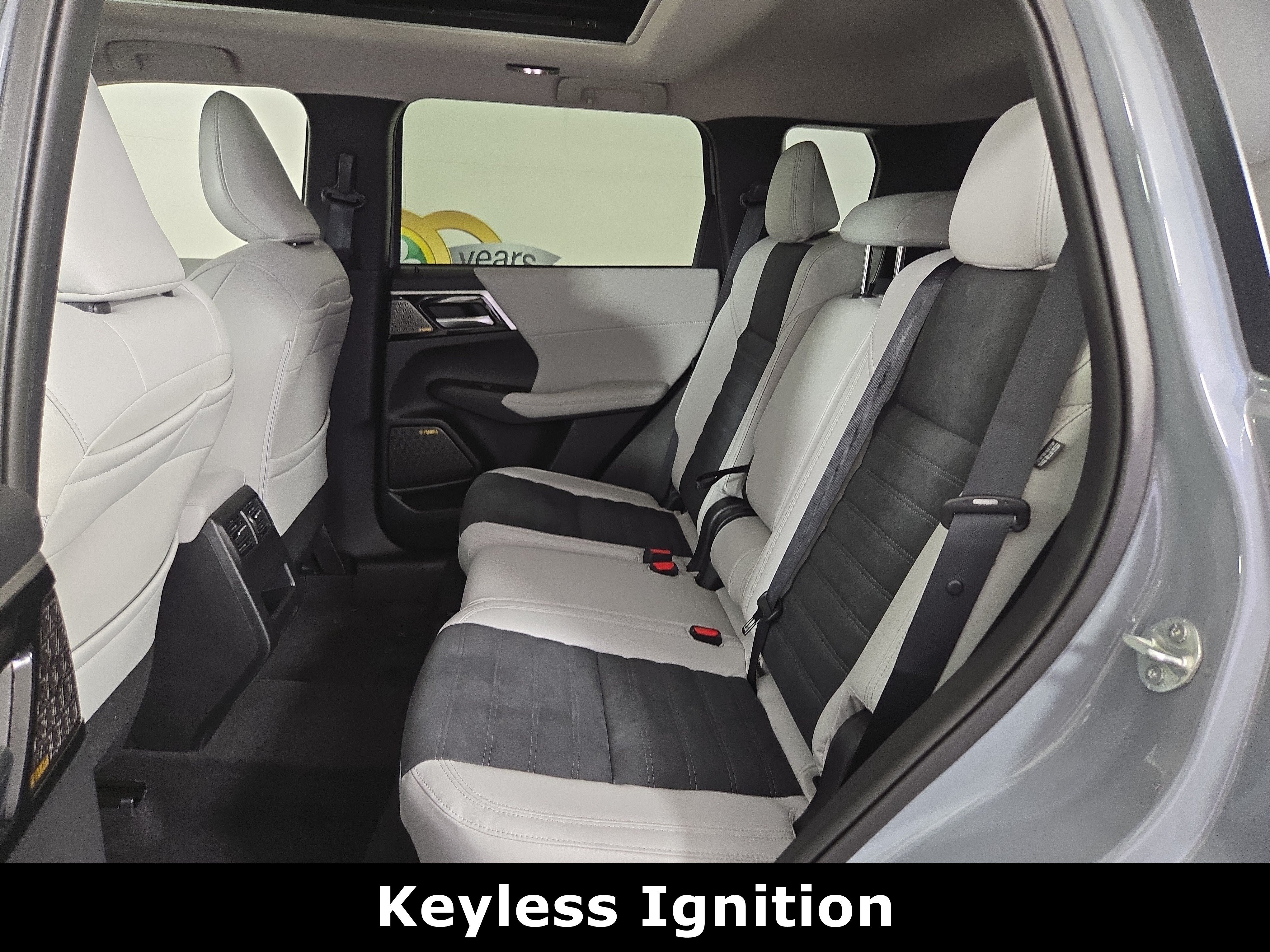 New 2026 Mitsubishi Outlander SE AWD/4WD image 11