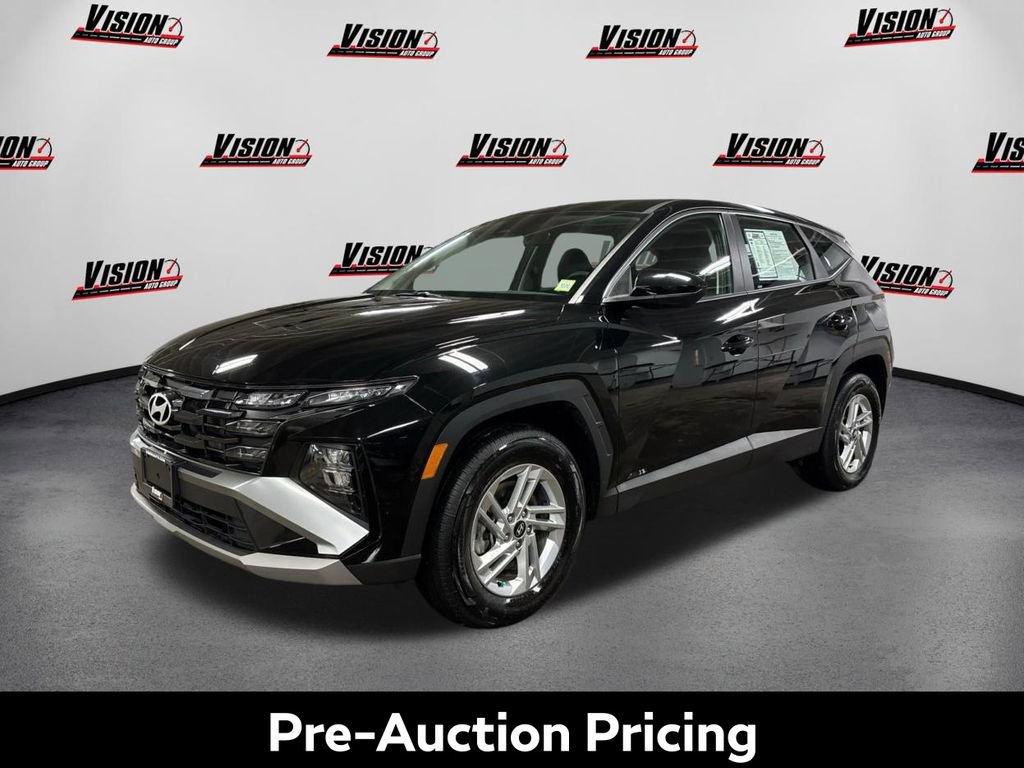 Certified 2025 Hyundai Tucson SE