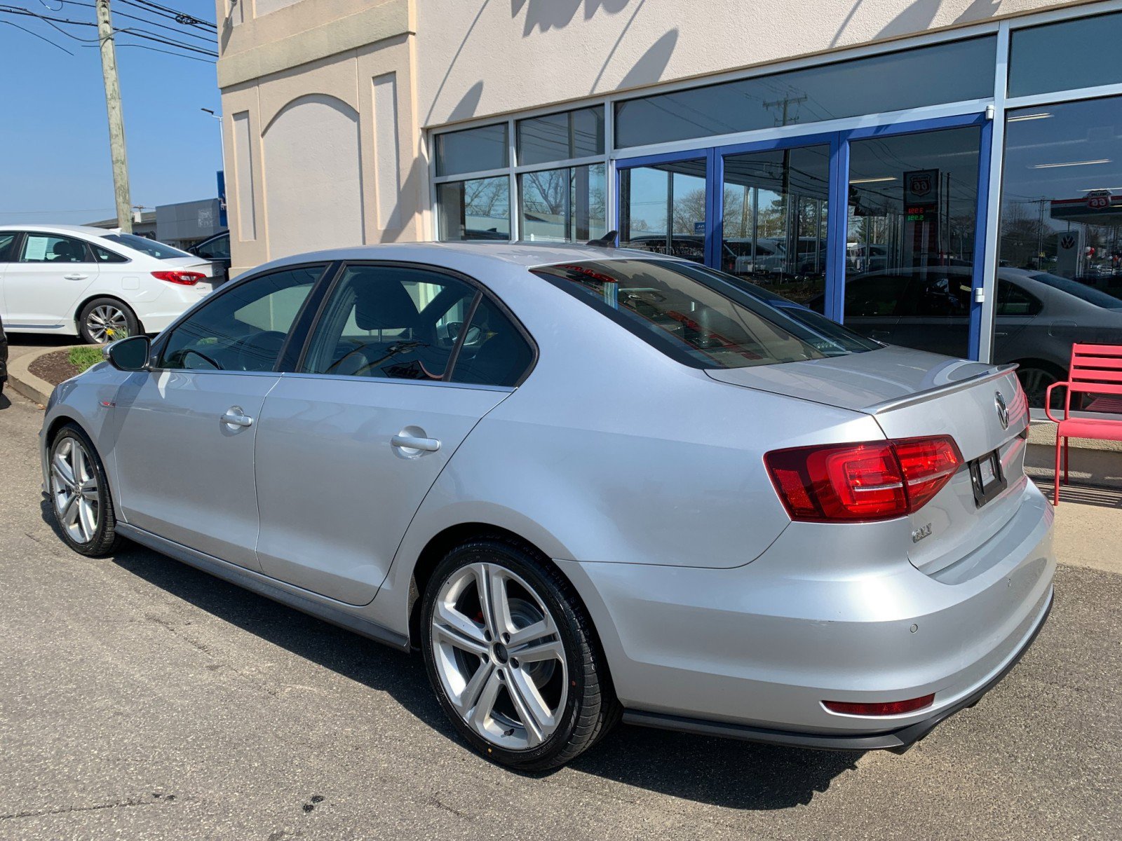 Used 2016 Volkswagen Jetta GLI SE FWD image 5