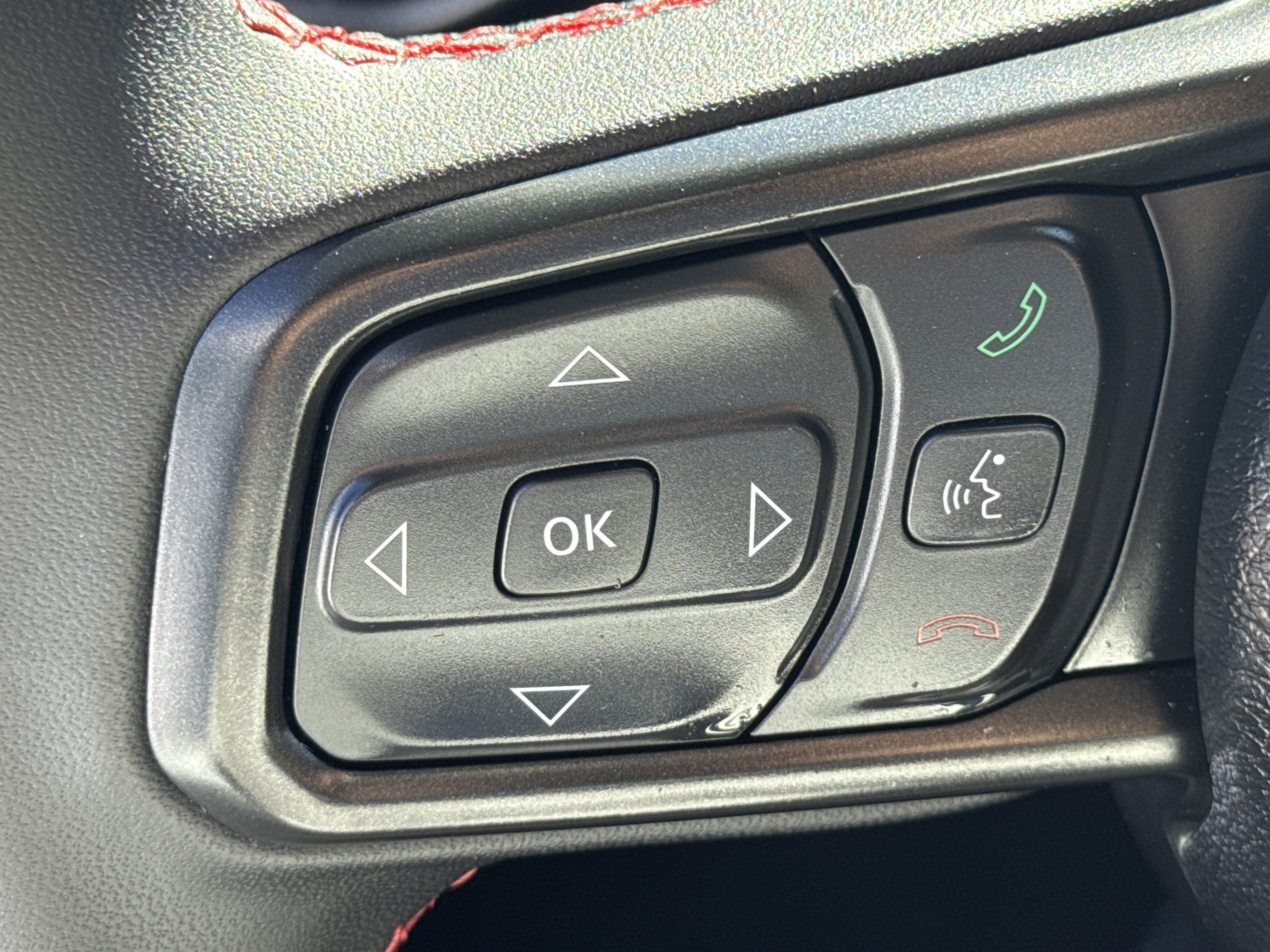 Used 2025 Jeep Wrangler Unlimited Rubicon image 25