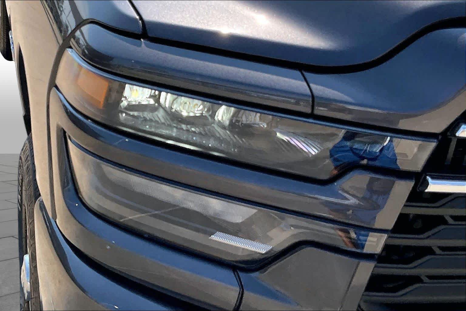 New 2027 RAM 2500 Big Horn AWD/4WD image 13
