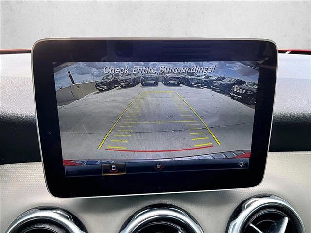 Used 2020 Mercedes-Benz GLA 250 4MATIC image 23