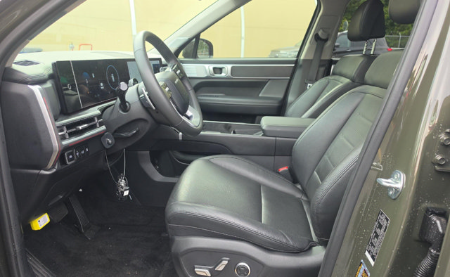 Used 2024 Hyundai Santa Fe Limited FWD image 12