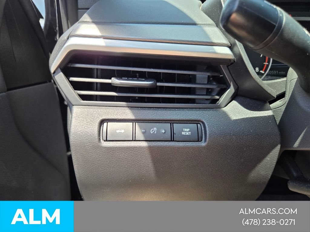 Used 2025 Nissan Altima 2.5 SR FWD image 26
