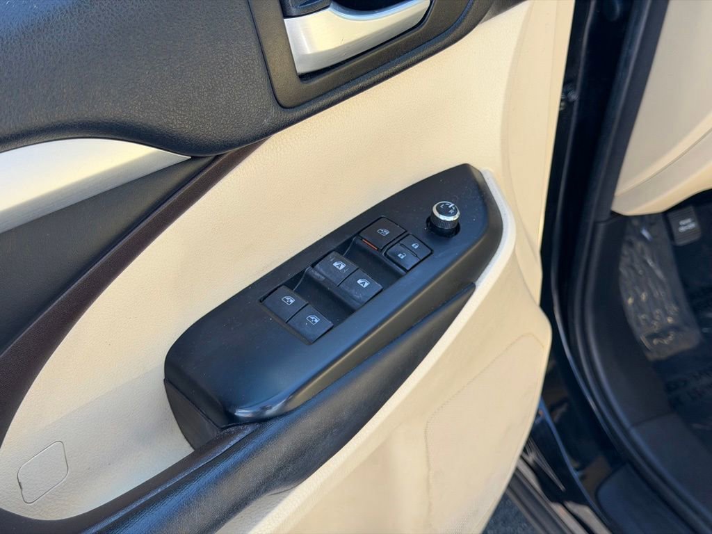 Used 2018 Toyota Highlander XLE AWD/4WD image 14