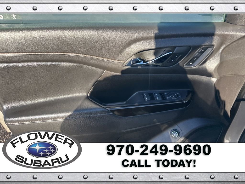 Used 2022 GMC Acadia AT4 w/ Technology Package image 23