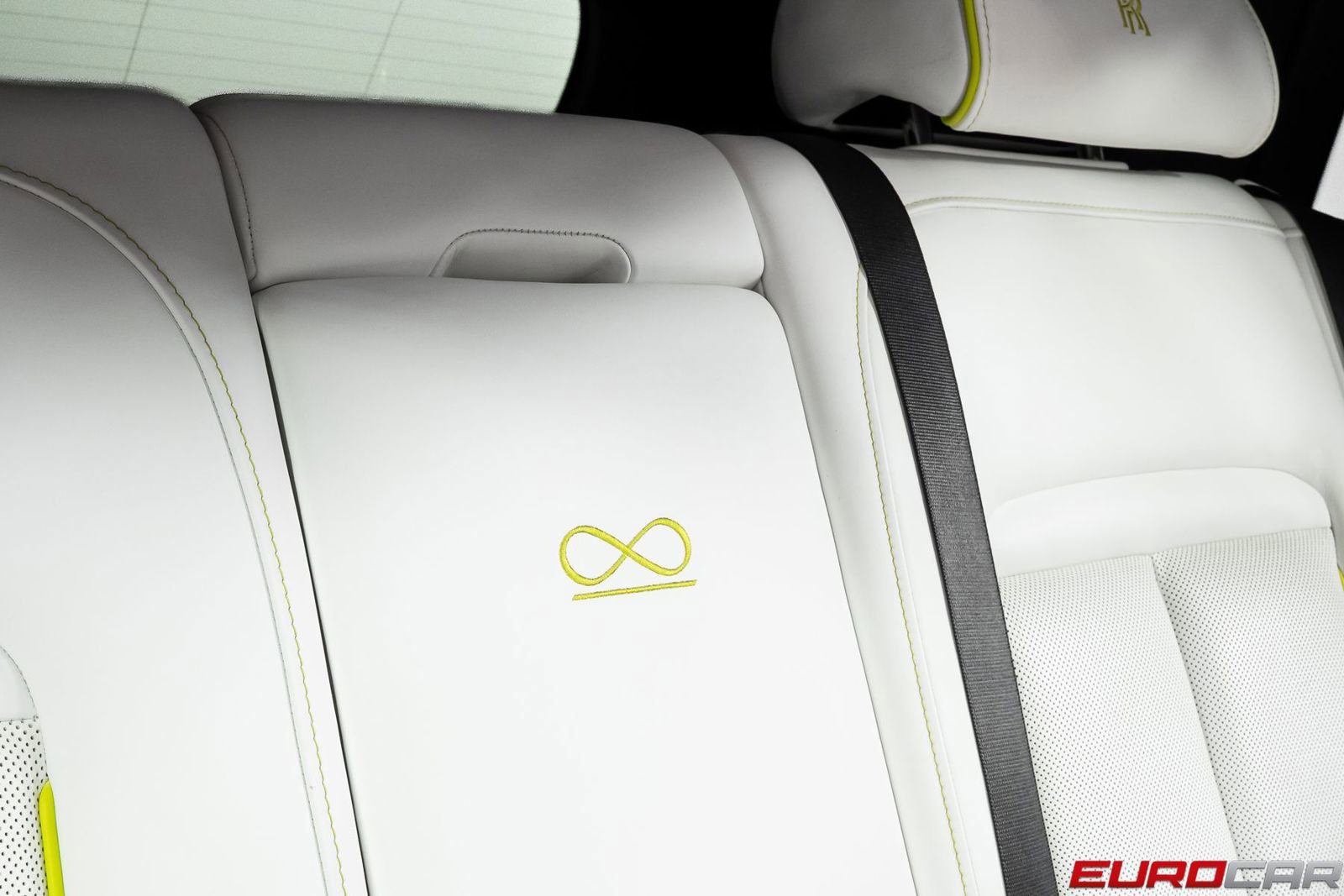 Used 2021 Rolls-Royce Cullinan Black Badge image 42