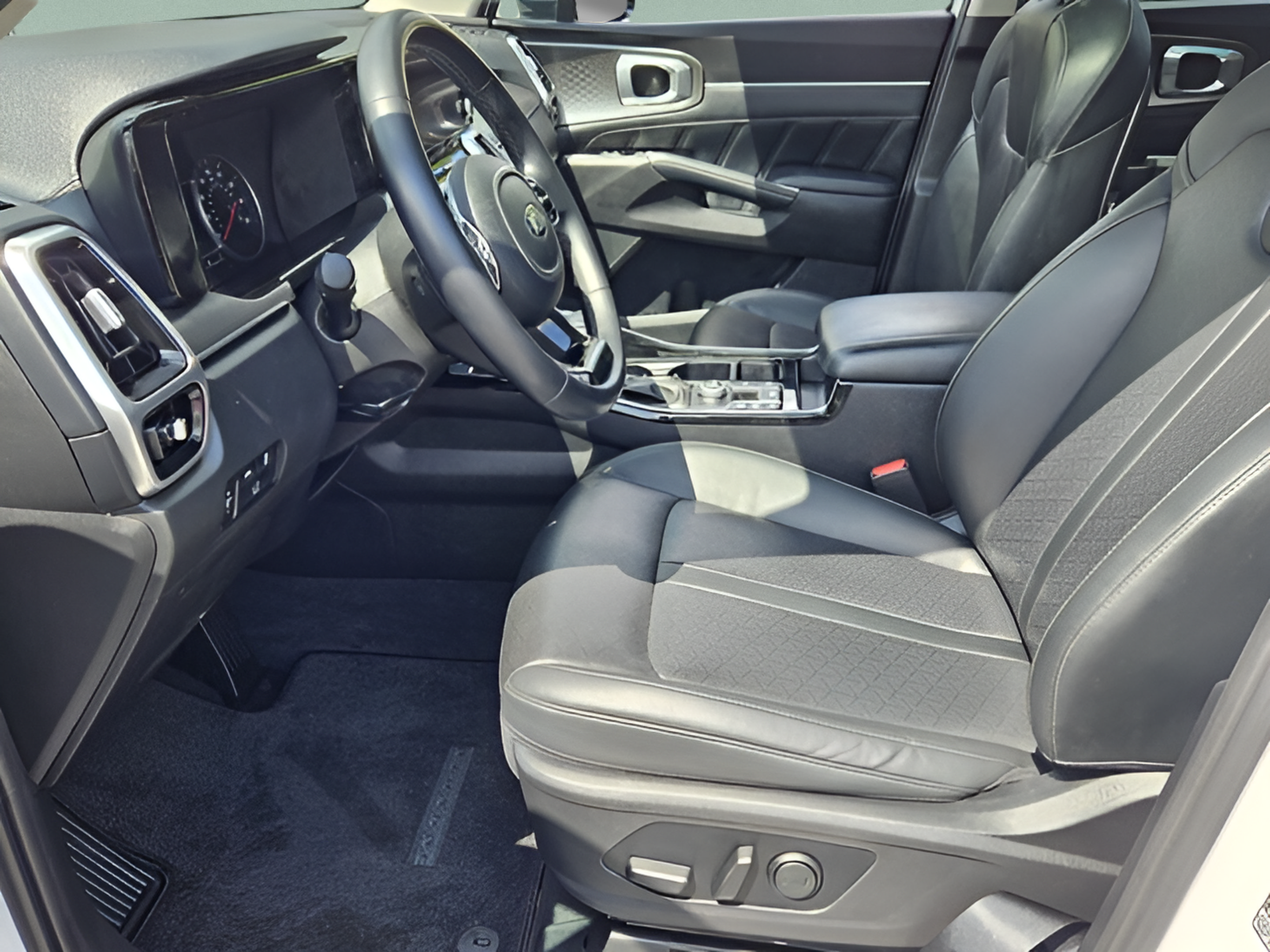 Used 2021 Kia Sorento SX FWD image 13