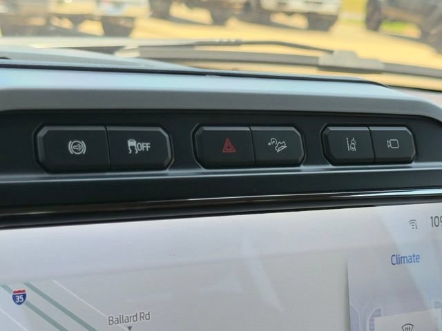 Used 2022 Ford F350 King Ranch w/ King Ranch Ultimate Package AWD/4WD image 30