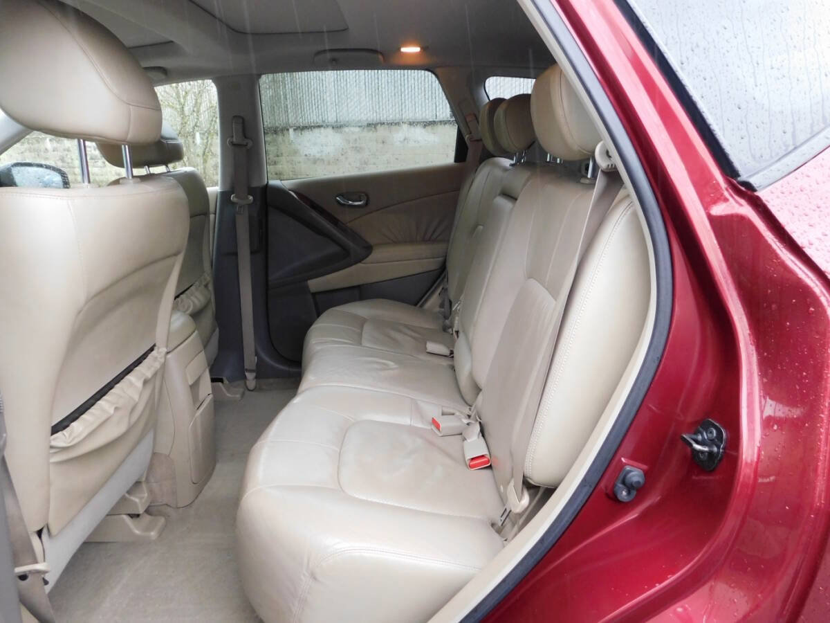 Used 2010 Nissan Murano LE w/ Navigation Pkg image 5