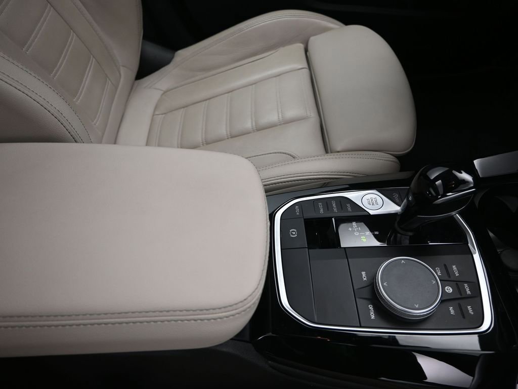 Certified 2024 BMW X3 sDrive30i w/ Premium Package image 28
