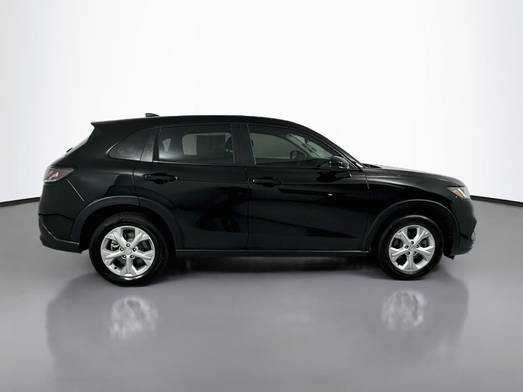 Used 2025 Honda HR-V LX image 9