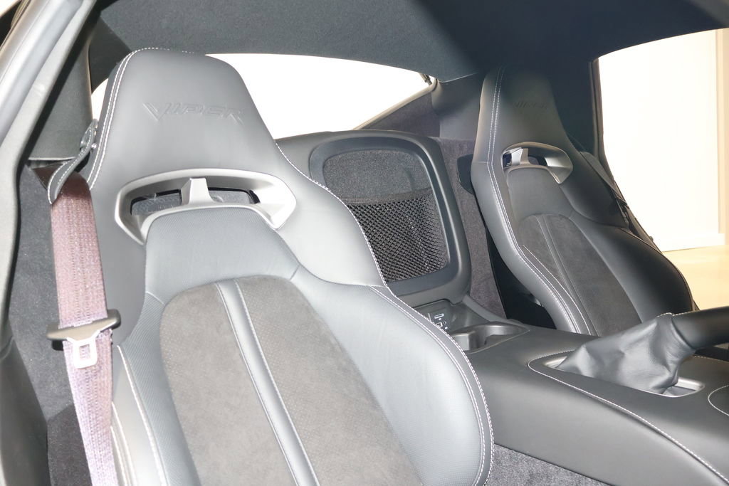 Used 2015 Dodge Viper w/ Quick Order Package 22J GT image 30