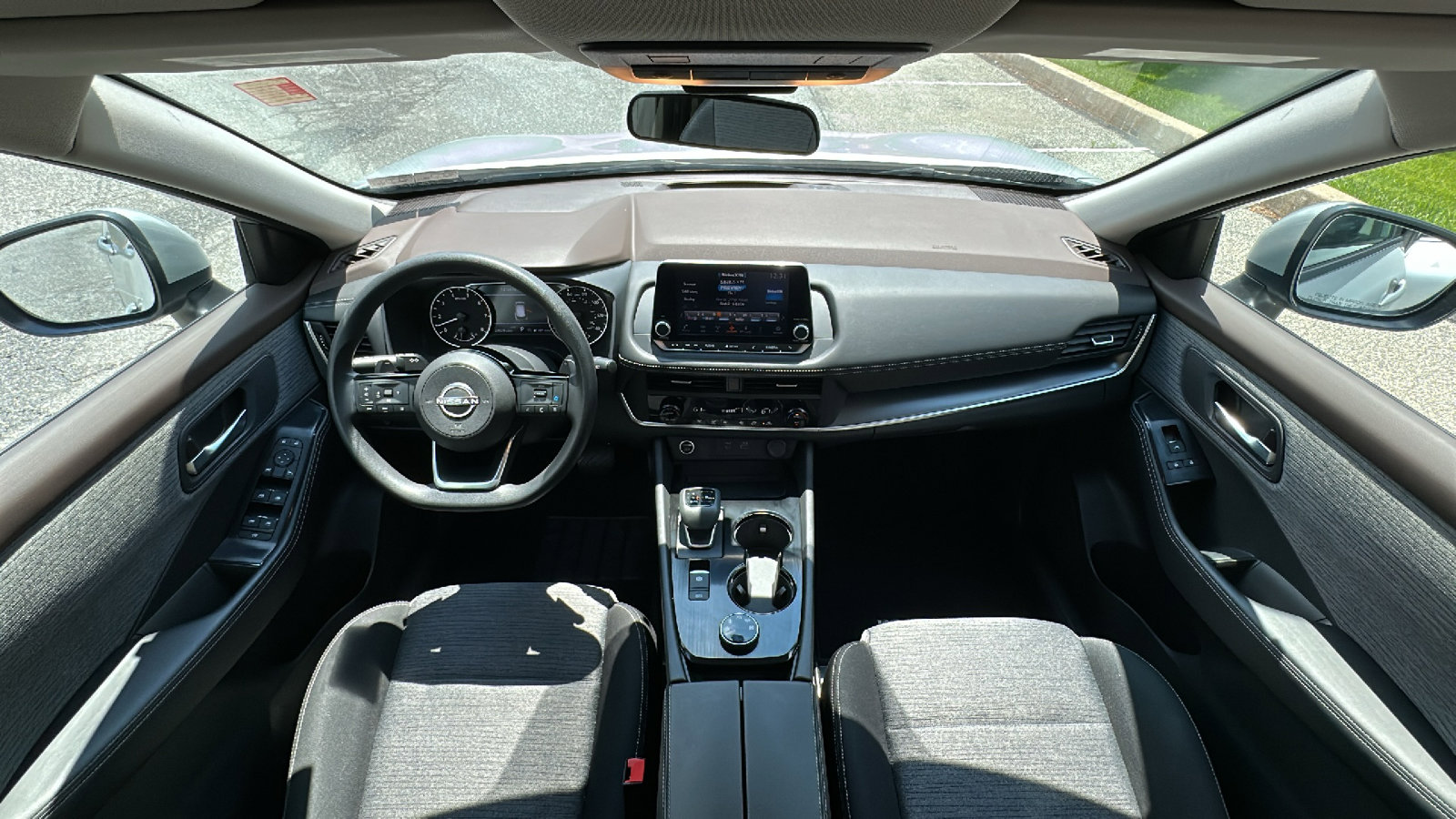 Certified 2023 Nissan Rogue SV image 25