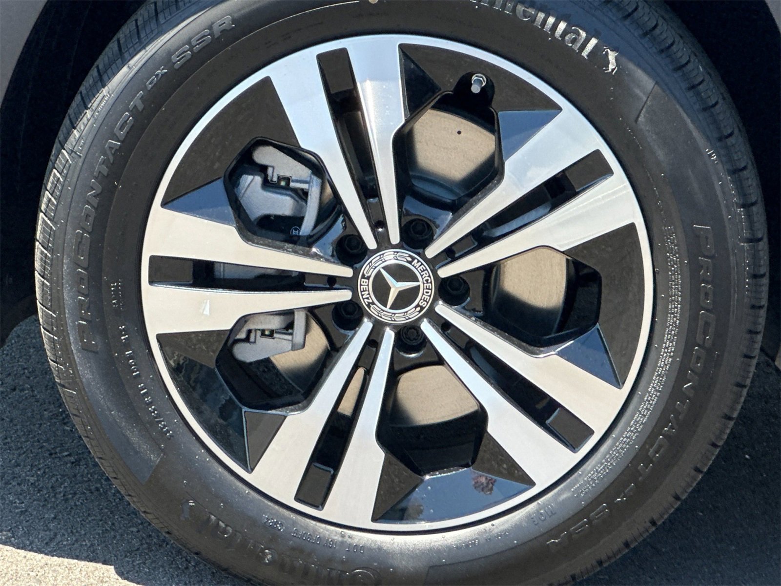 New 2025 Mercedes-Benz GLB 250 4MATIC image 30