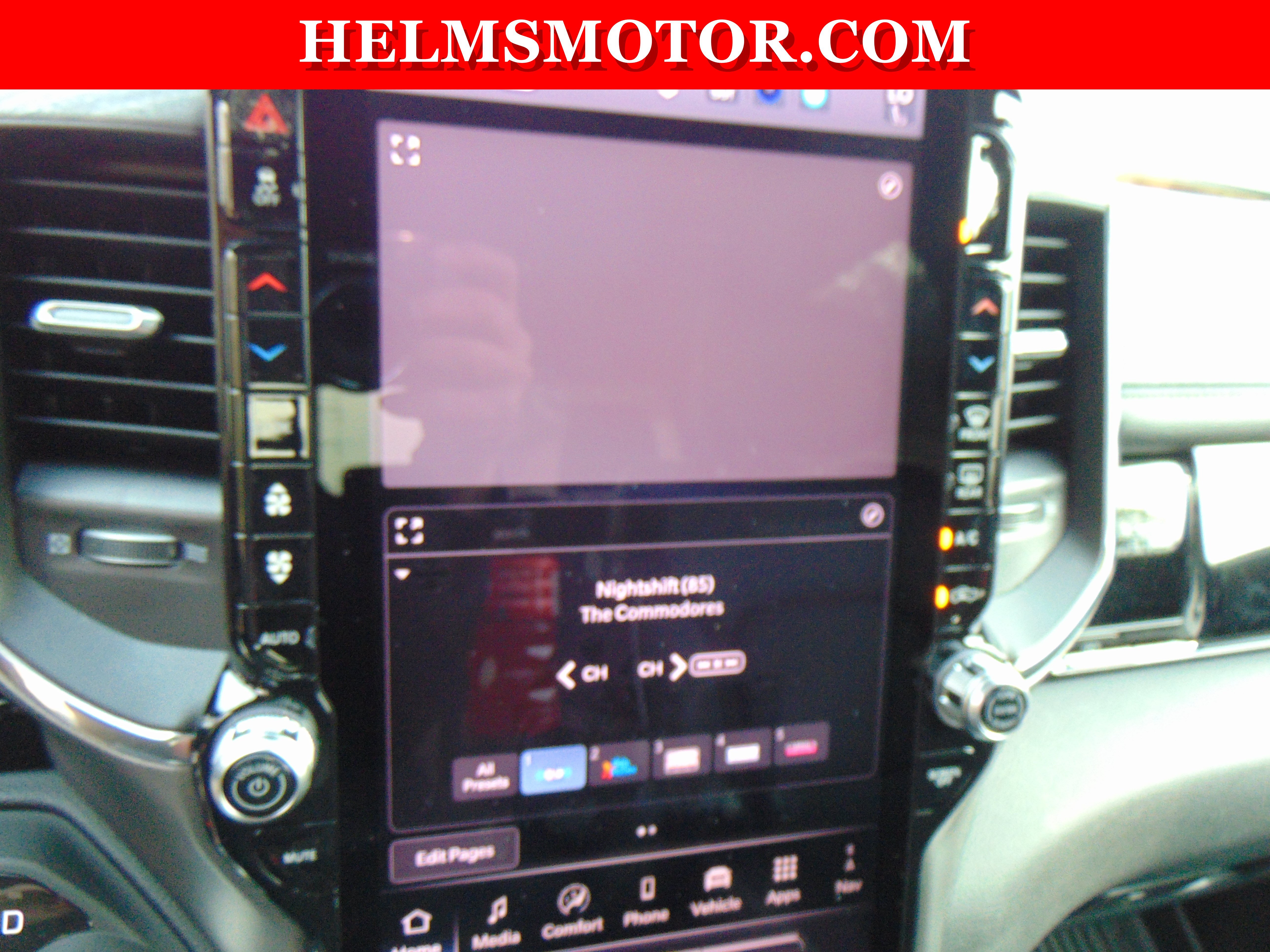 New 2026 RAM 1500 Laramie w/ Night Edition AWD/4WD image 40