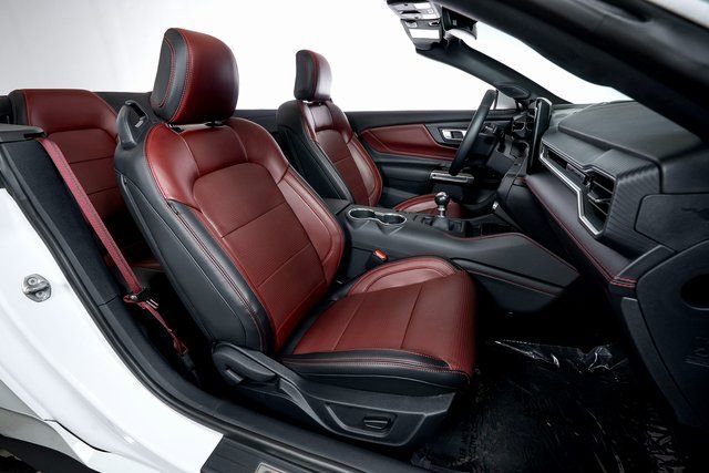 Used 2024 Ford Mustang GT Premium image 39