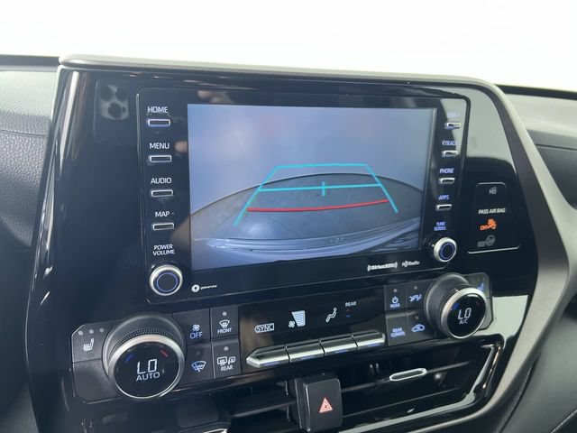 Used 2022 Toyota Highlander XLE AWD/4WD image 15