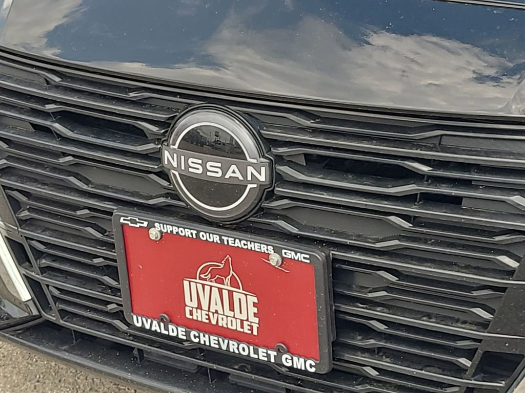 Used 2025 Nissan Altima 2.5 SV FWD image 32