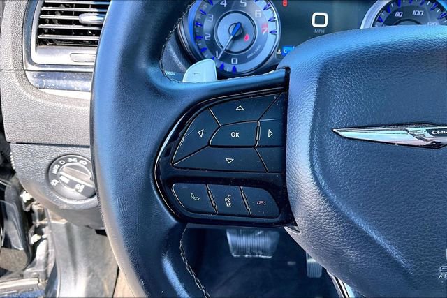 Used 2017 Chrysler 300 S image 10