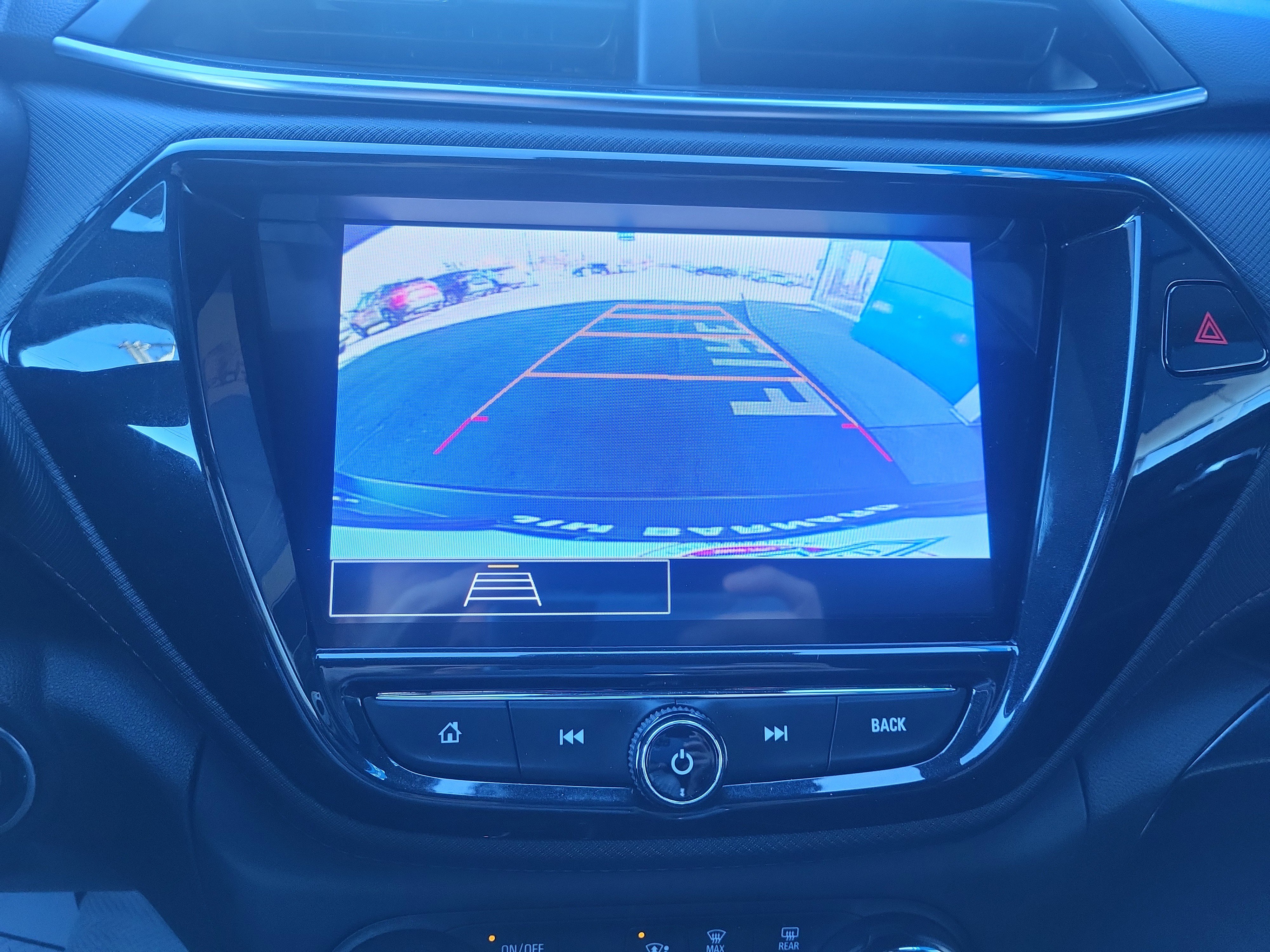 Certified 2023 Chevrolet TrailBlazer RS w/ Convenience Package image 10