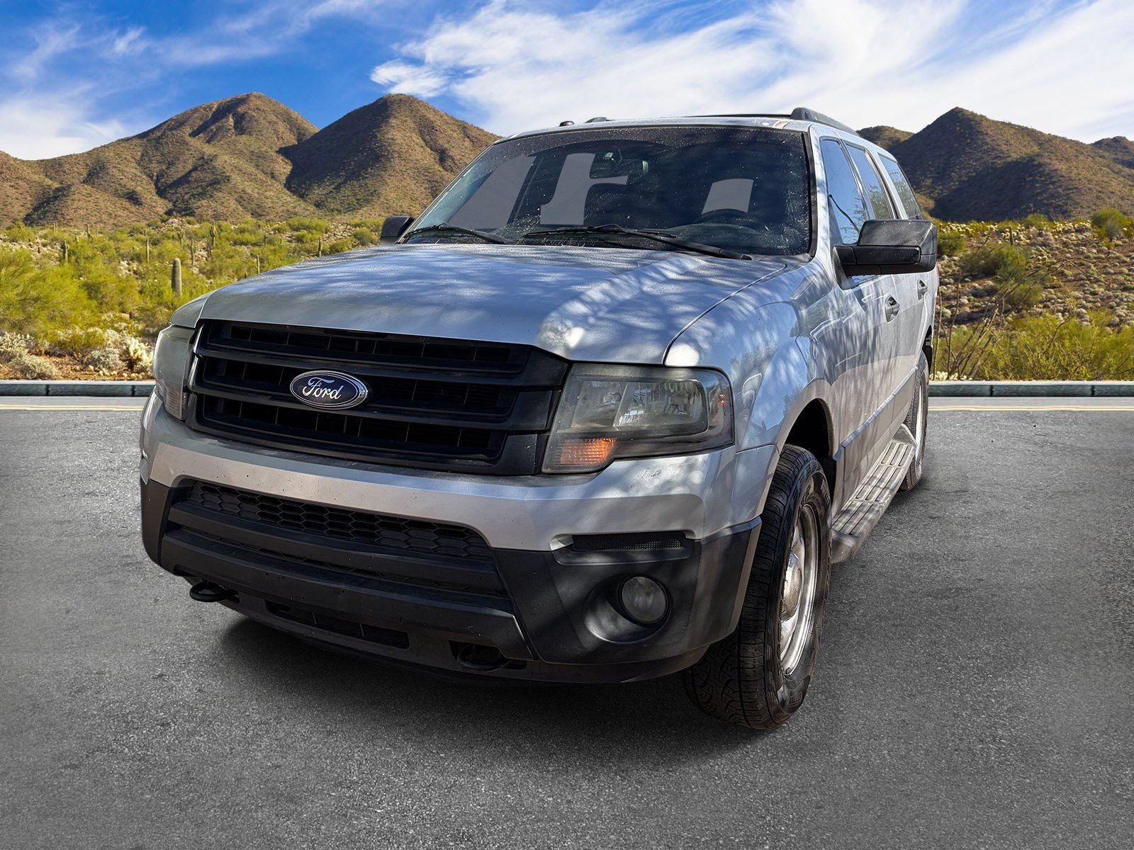 Used 2016 Ford Expedition XL RWD image 3
