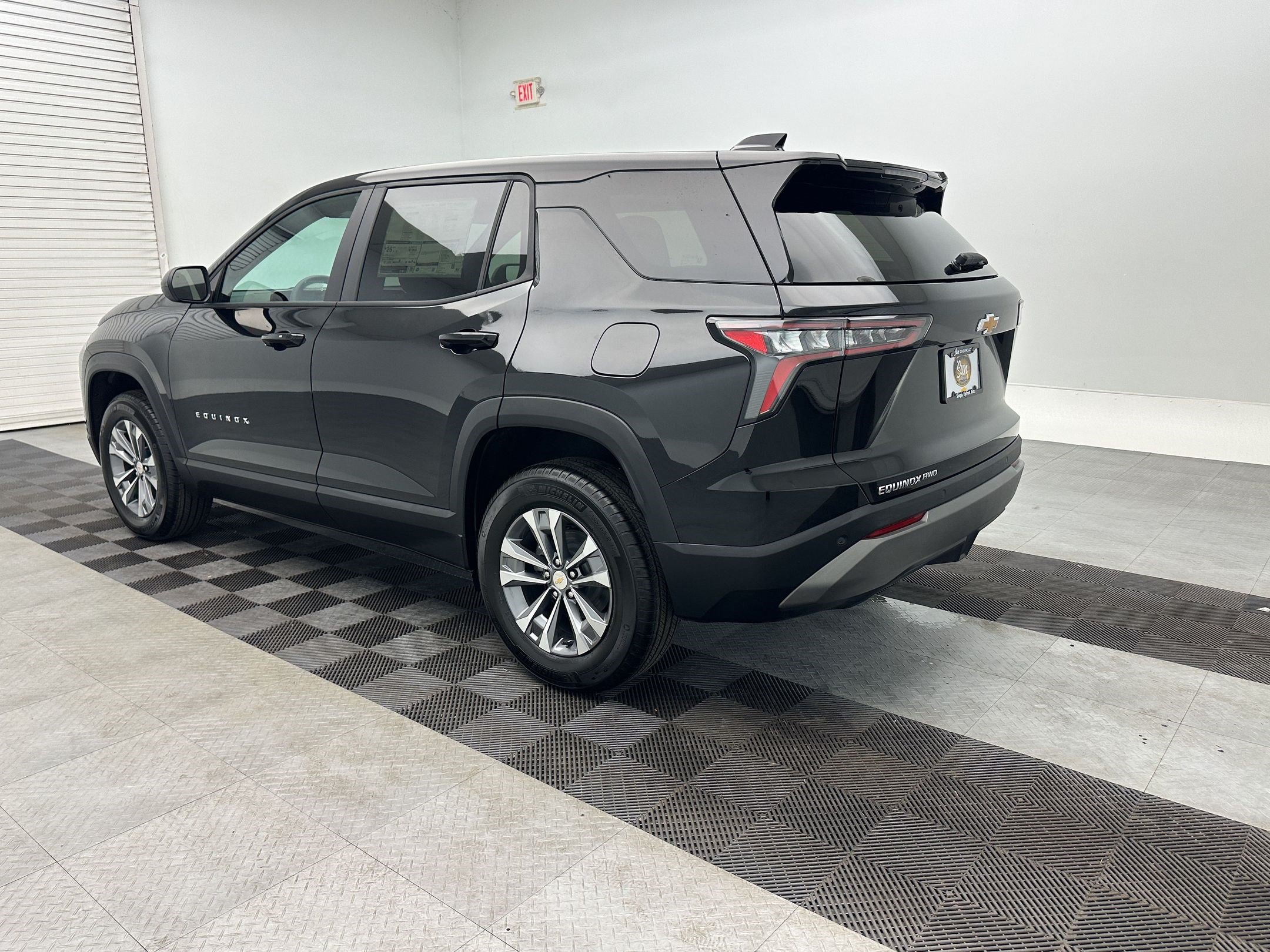 New 2027 Chevrolet Equinox LT AWD/4WD image 3