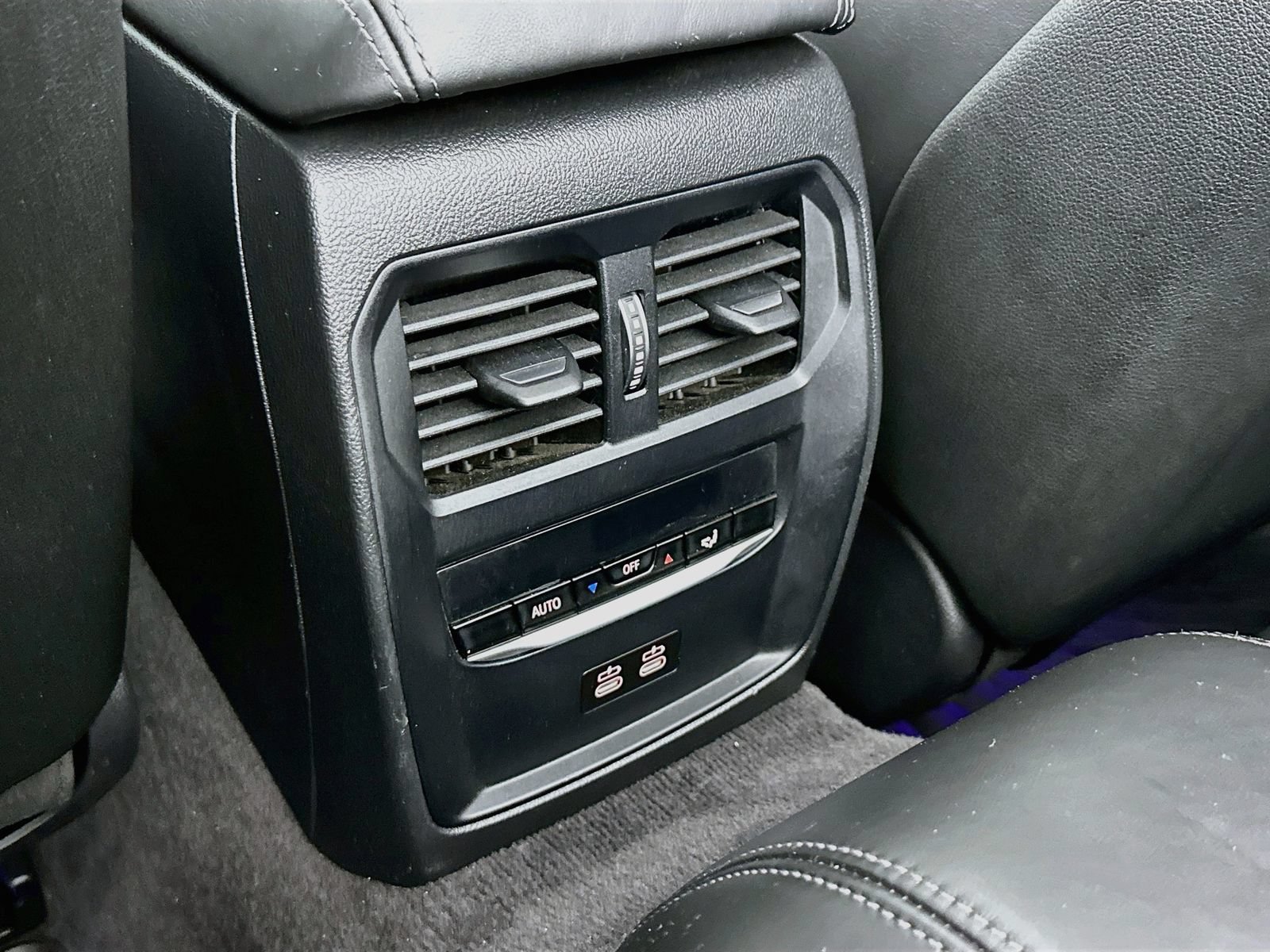Used 2022 BMW M4 xDrive Competition AWD/4WD image 27