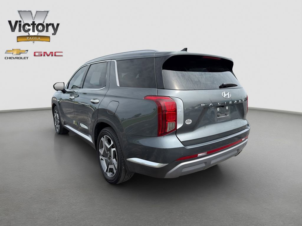 Used 2023 Hyundai Palisade Limited FWD image 4