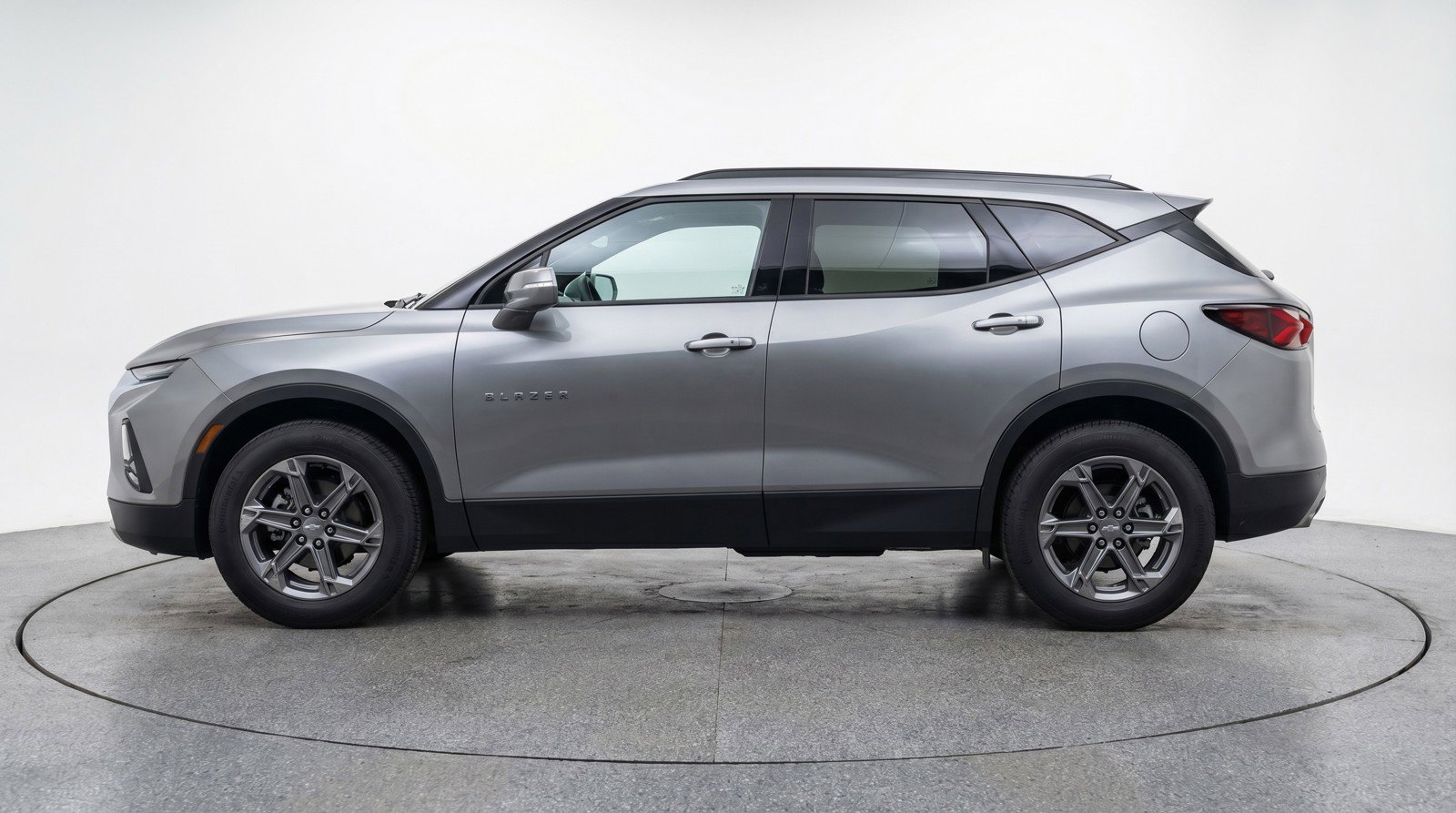 Used 2025 Chevrolet Blazer LT image 5