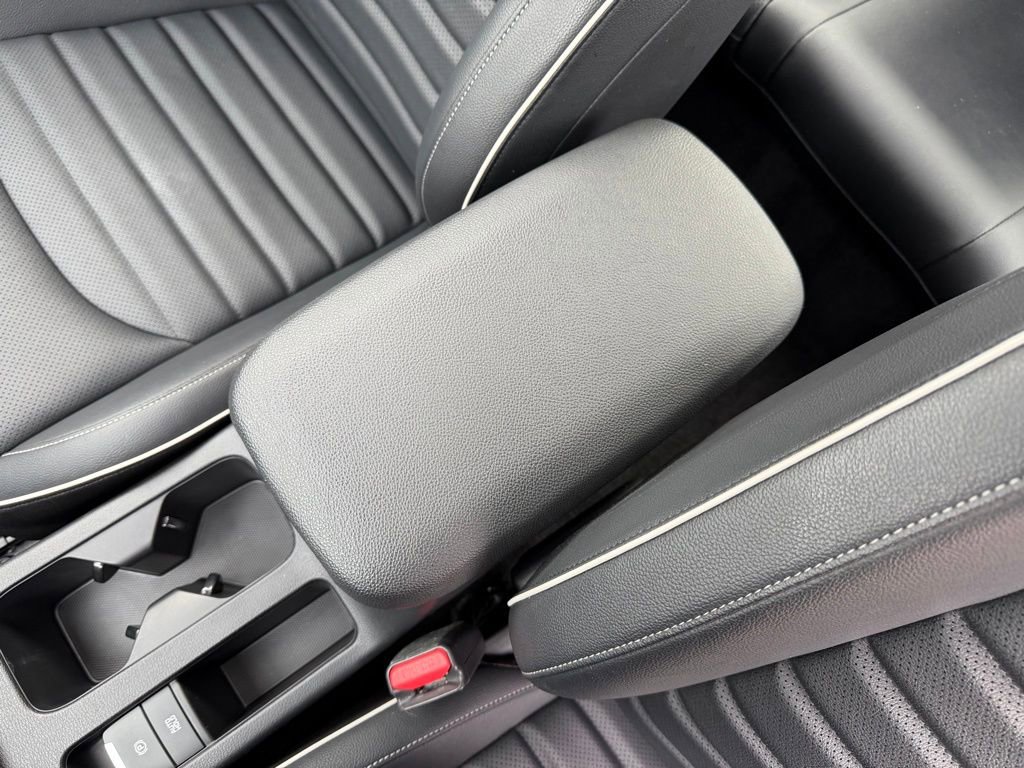 Used 2024 Kia Forte GT-Line w/ GT-Line Premium Package image 27