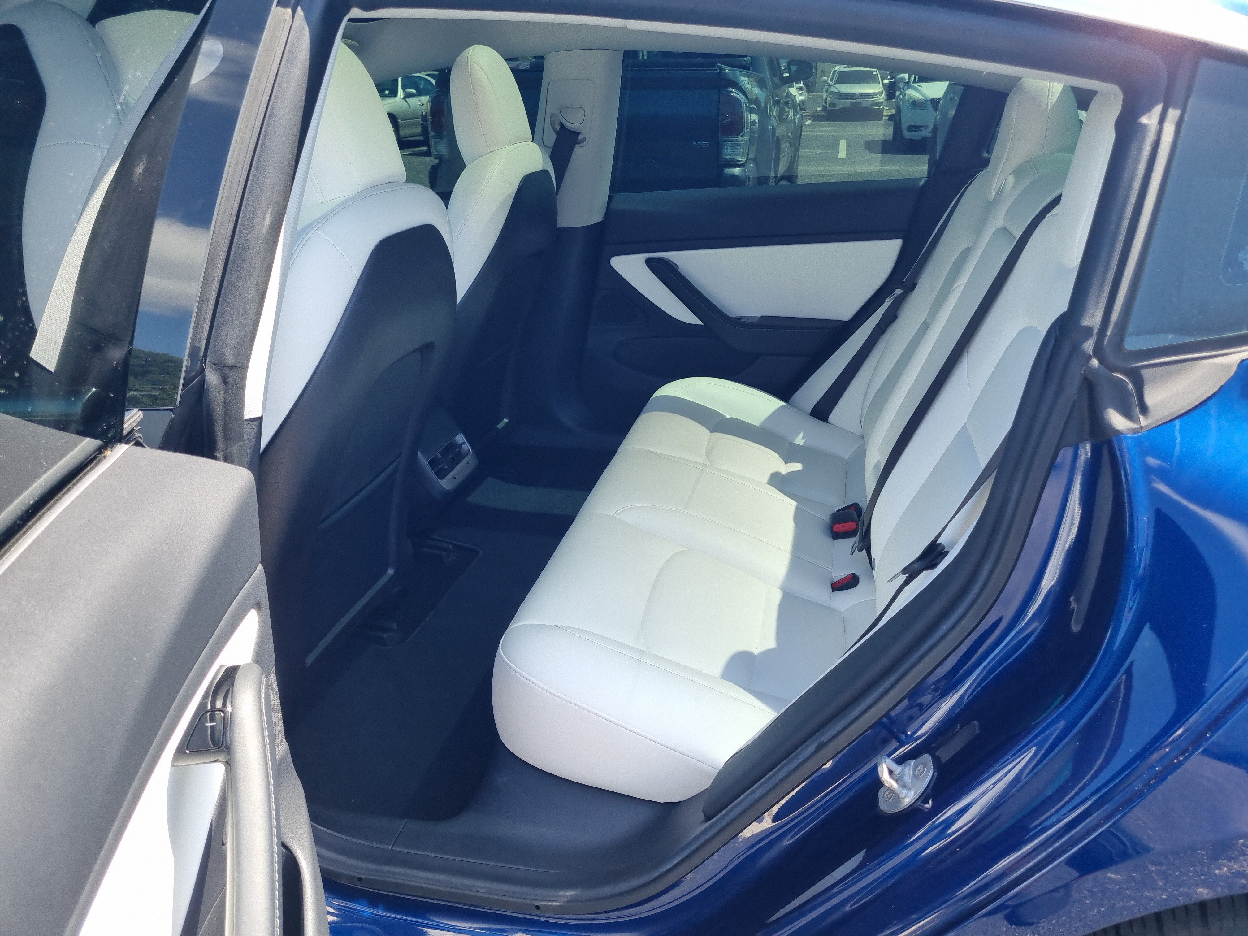 Used 2019 Tesla Model 3 Long Range AWD/4WD image 9