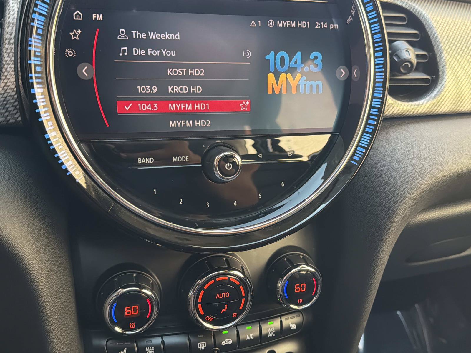 Used 2022 MINI Cooper 4-Door Hardtop FWD image 20