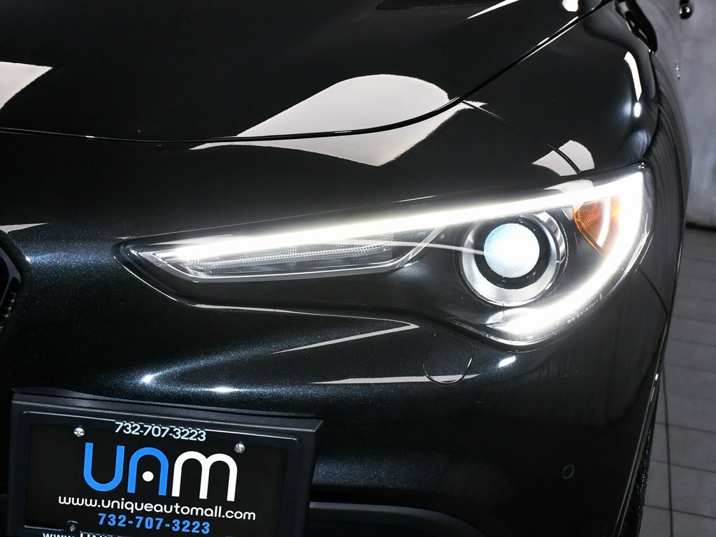 Used 2023 Alfa Romeo Stelvio Veloce image 73