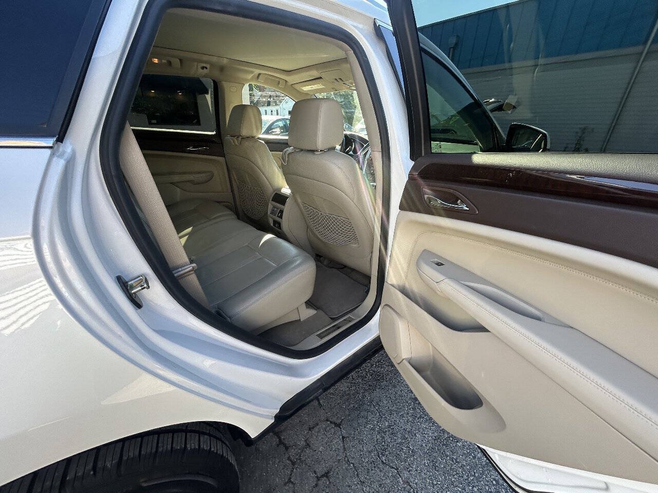 Used 2010 Cadillac SRX Performance FWD image 8