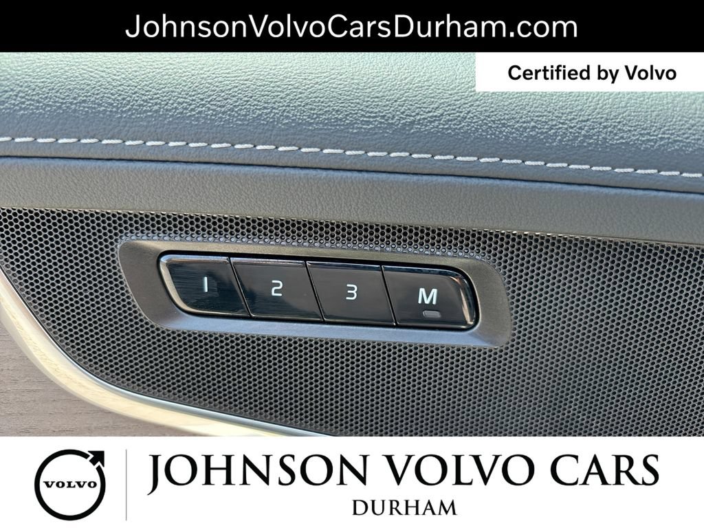 Certified 2025 Volvo XC90 B5 Core AWD/4WD image 16