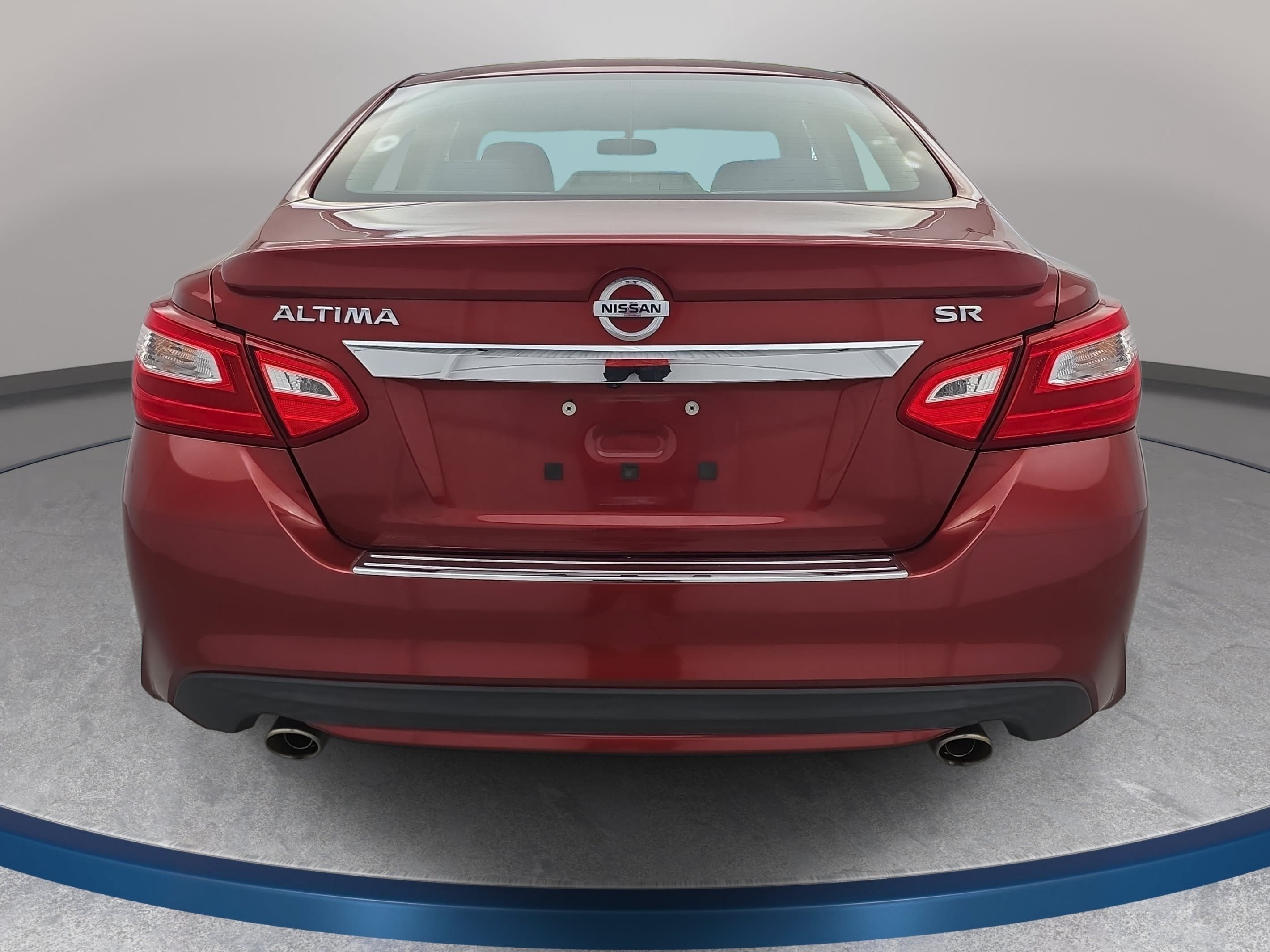 Used 2016 Nissan Altima 2.5 SR w/ Interior Lighting Package FWD image 6
