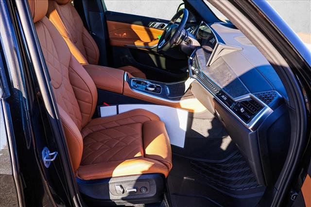 New 2026 BMW X5 xDrive50e image 24