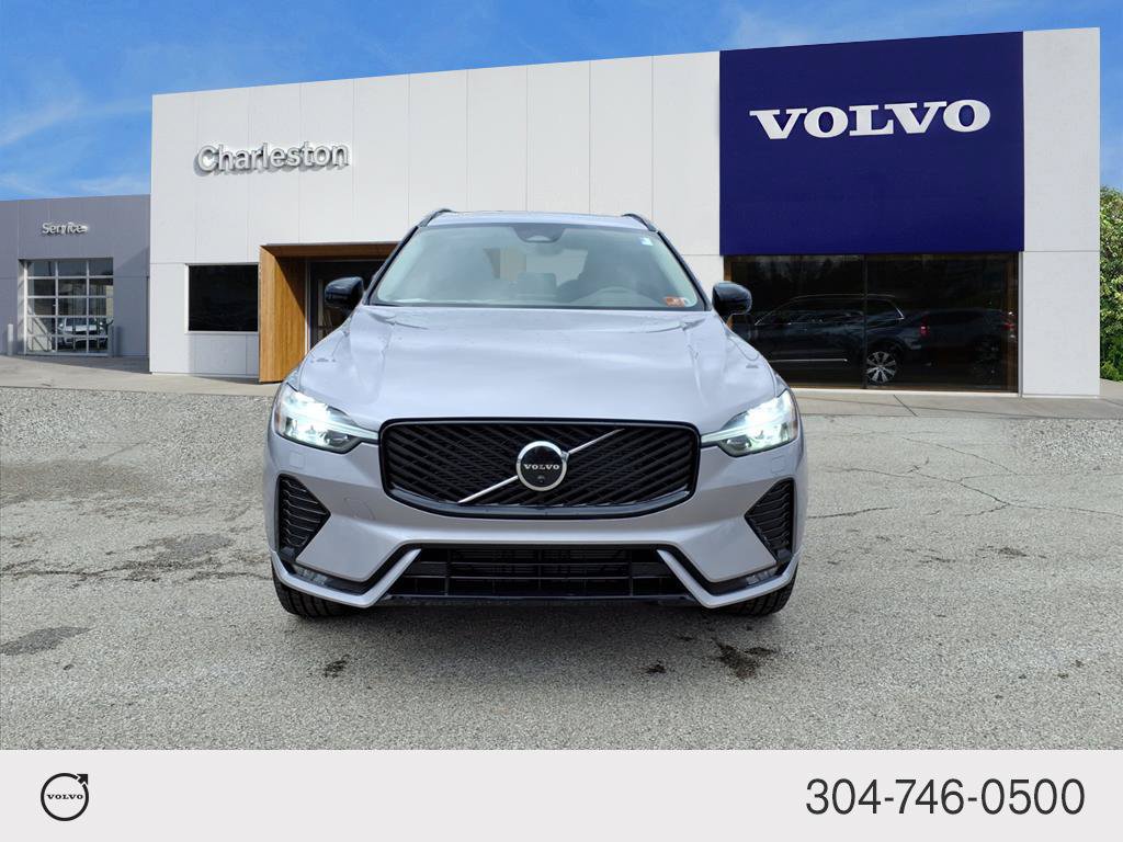 Certified 2026 Volvo XC60 B5 Plus w/ Climate Package AWD/4WD image 8