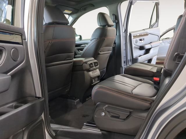 New 2025 Honda Pilot TrailSport image 13