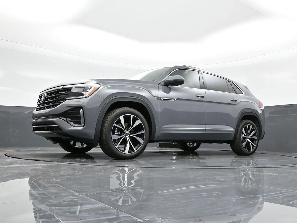 New 2025 Volkswagen Atlas Cross Sport SEL Premium R-Line image 28