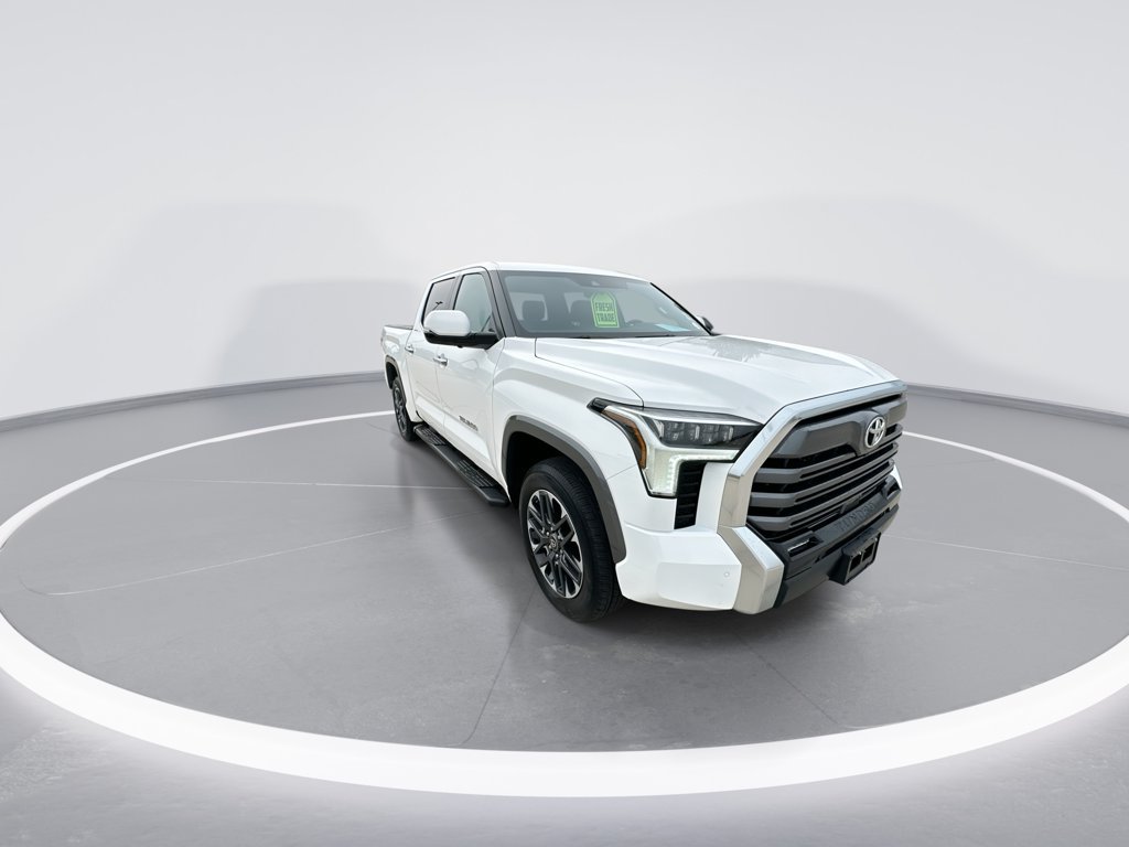 Used 2025 Toyota Tundra Limited AWD/4WD image 2