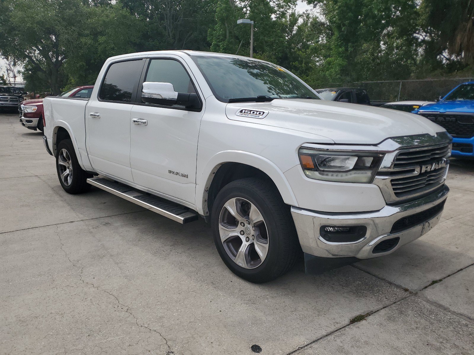 Used 2021 RAM 1500 Laramie AWD/4WD image 4